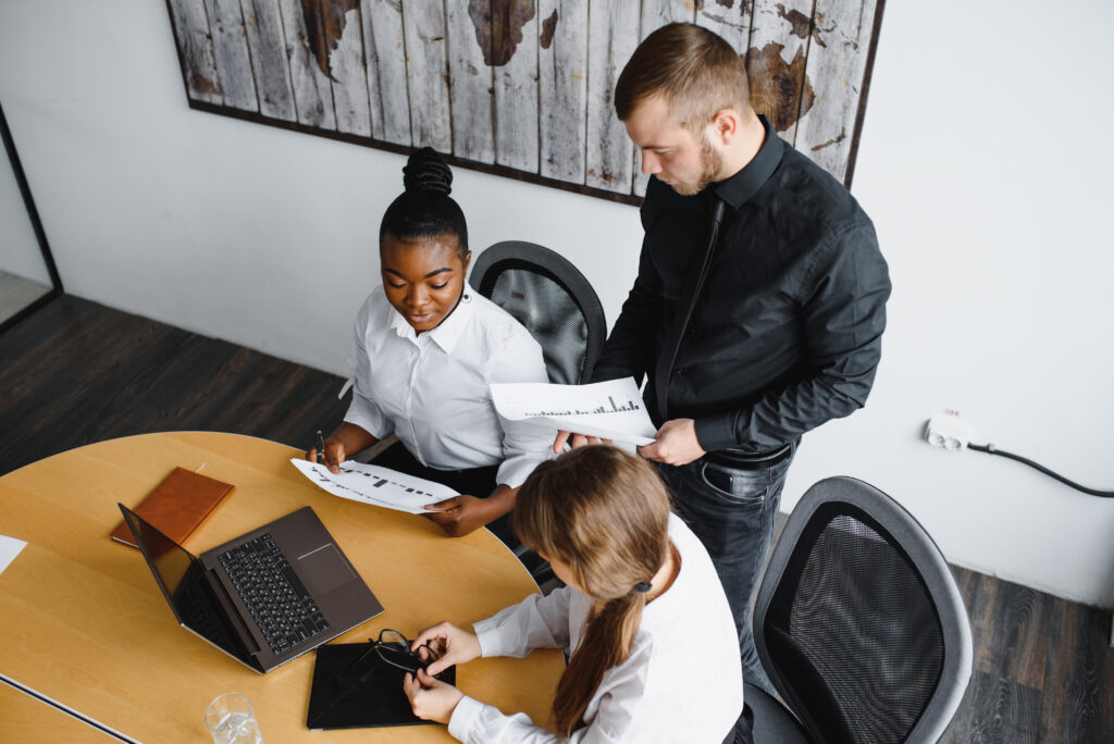 Payroll Services for Small Businesses: When Should You Outsource Payroll?